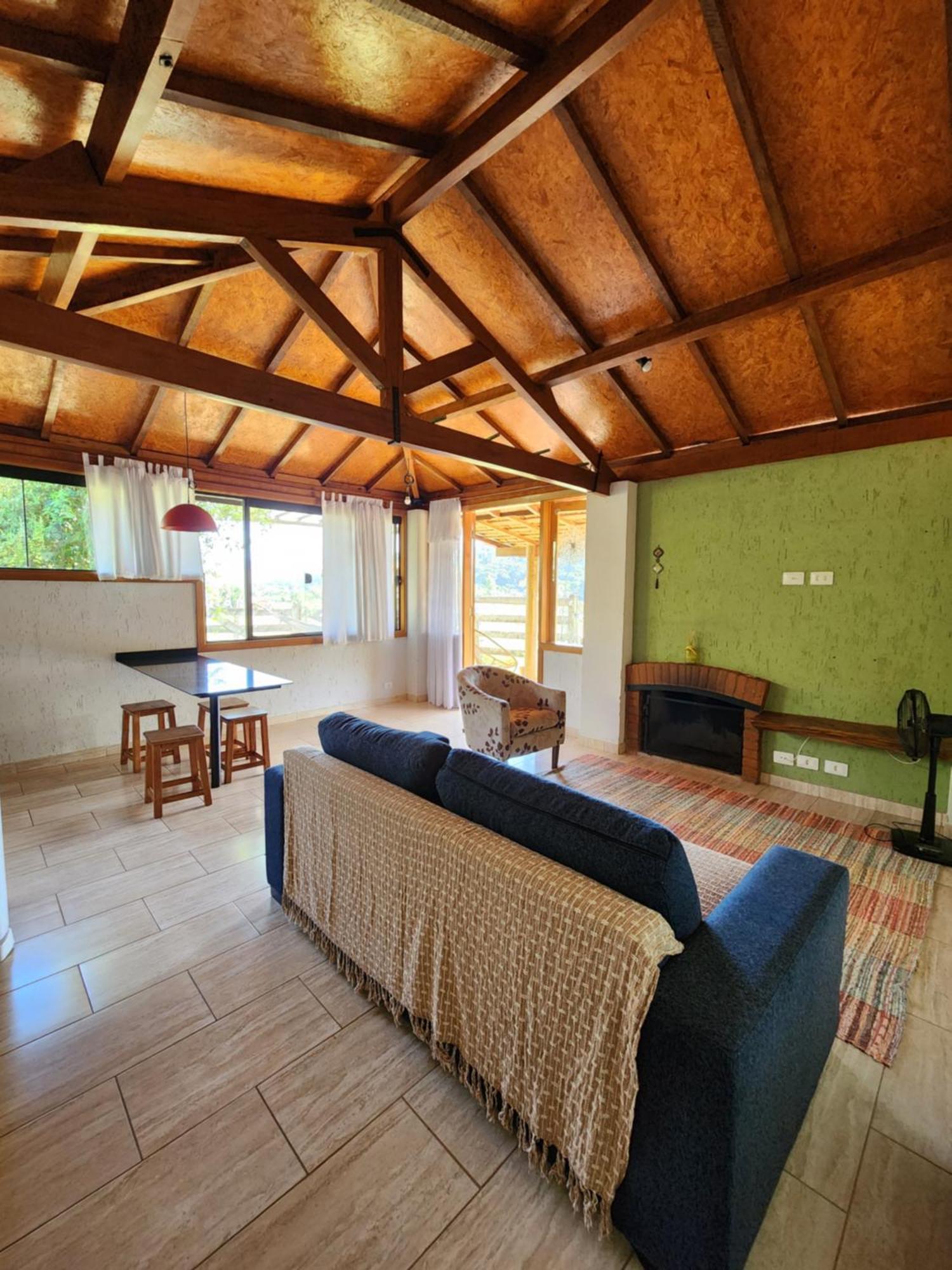 Joao-de-barro Chalet